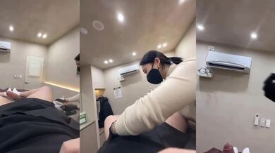 猎奇男儿去阴毛：还有这种服务？美女帮忙去吊毛，话说这小子痛并翘着，整个过程鸡巴都是翘上天的！ (2)